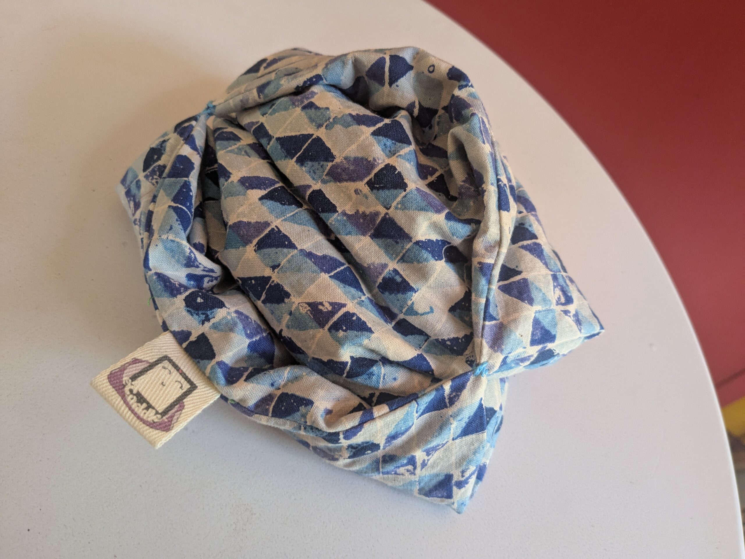 <em>Bernice</em> "Swimming Checks Blue" eCoddle Classic - Image 5